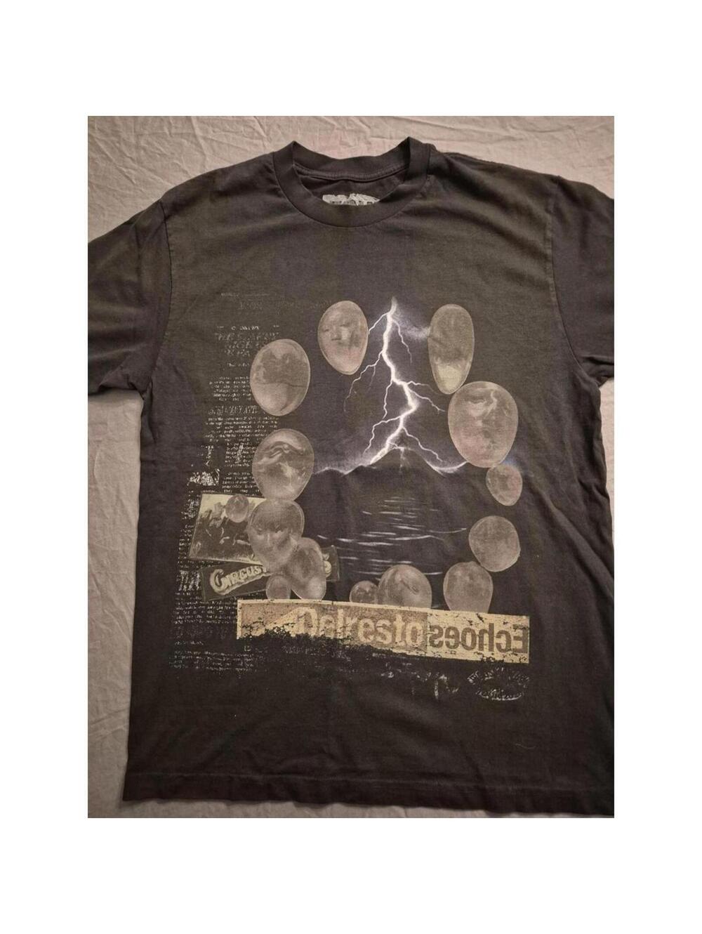 Travis Scott Utopia Tour Tee Size Medium